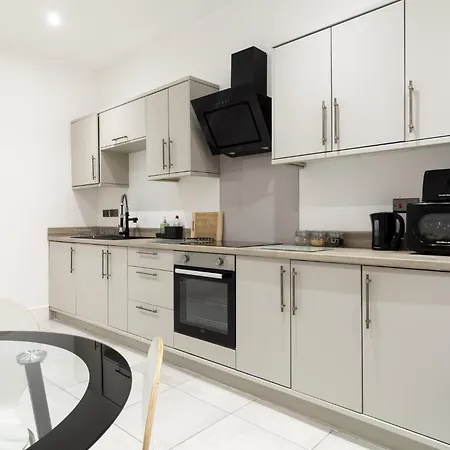 Apartamento Modern 1-bed In Centre